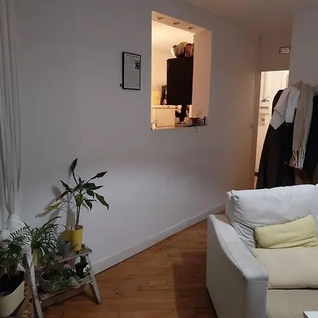Proche Metro Et Centre Apartment